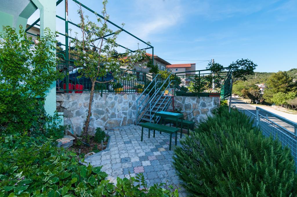 Apartment Stojan A1 Марина Екстериор снимка