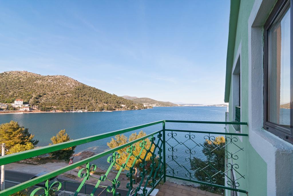 Apartment Stojan A1 Марина Екстериор снимка
