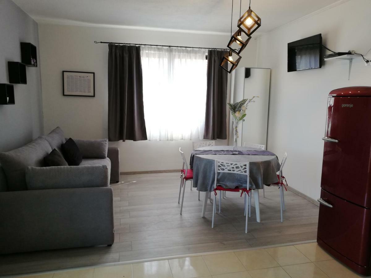 Apartment Stojan A1 Марина Екстериор снимка