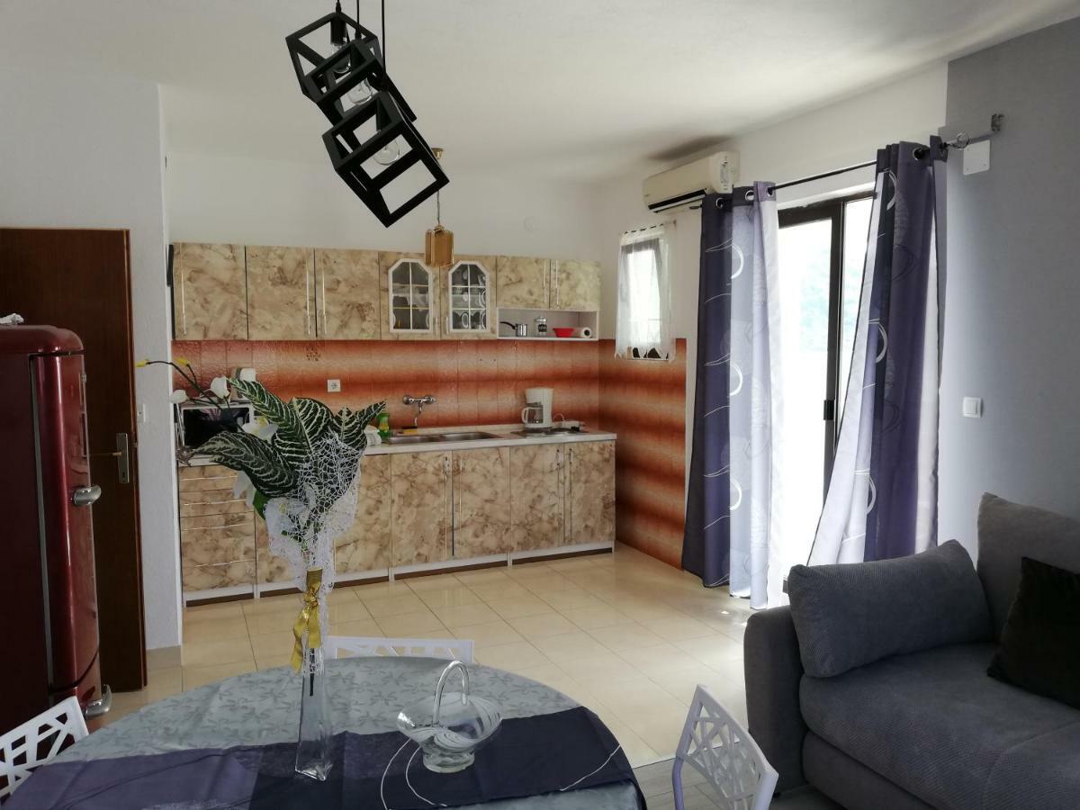 Apartment Stojan A1 Марина Екстериор снимка